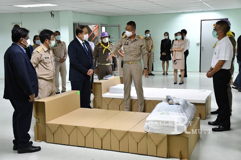 20210426-Governor inspects field hospitals-024.JPG